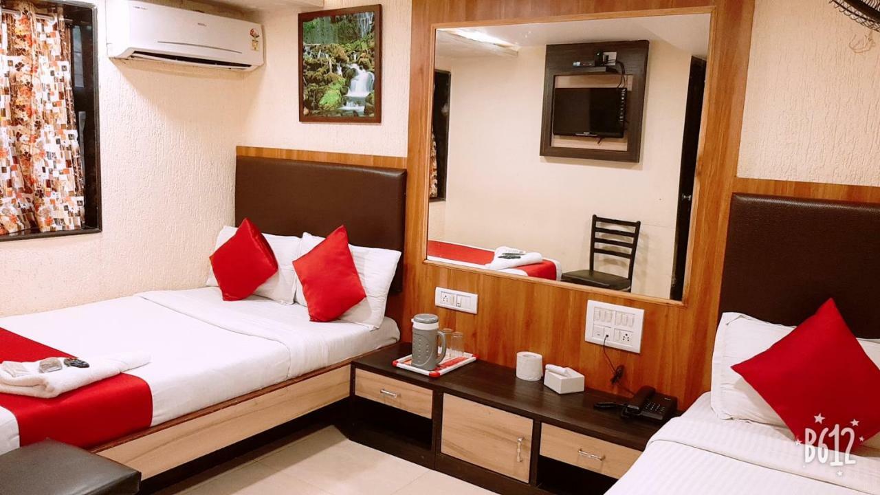 Hotel Happyland Мумбаї Екстер'єр фото
