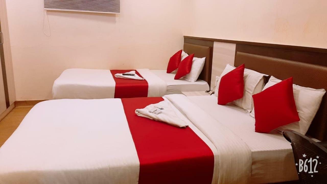 Hotel Happyland Мумбаї Екстер'єр фото