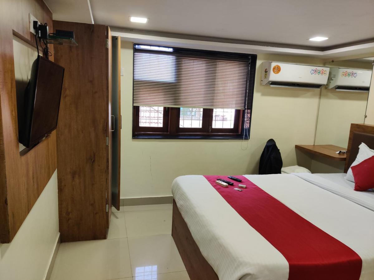 Hotel Happyland Мумбаї Екстер'єр фото