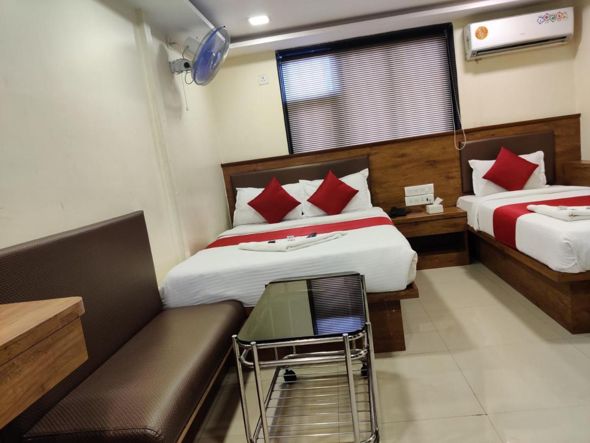 Hotel Happyland Мумбаї Екстер'єр фото